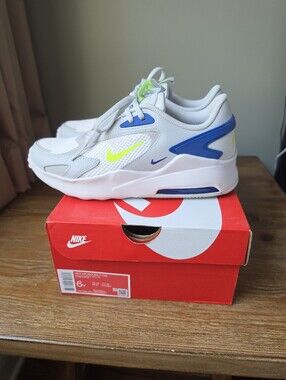Nike Air Max Volts 6Y